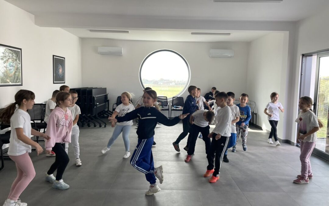 Ruksak (pun) kulture u našoj školi – ples i virtualna stvarnost za 2. i 3. razred