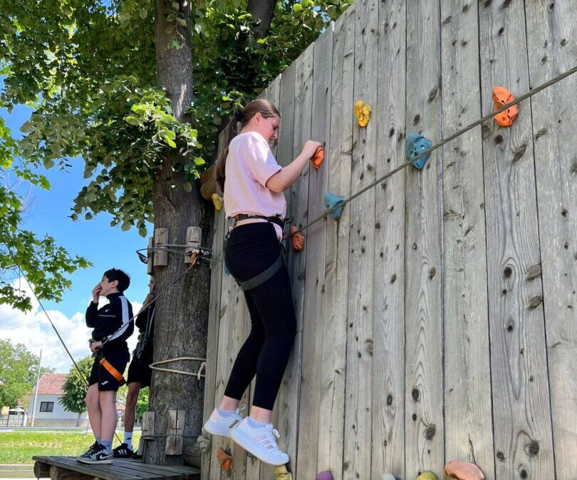 Učenici naše škole posjetili Adrenalinski park Bosut u sklopu preventivnog programa